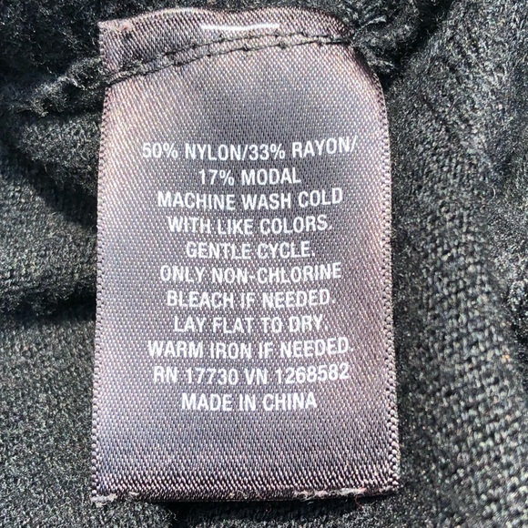 Mossimo Lightweight Black Tunic Sweater, Size S - Picture 5 of 5